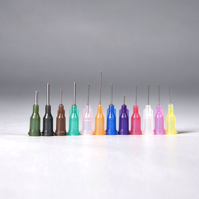 Plastic Hub Metal Dispensing Needle